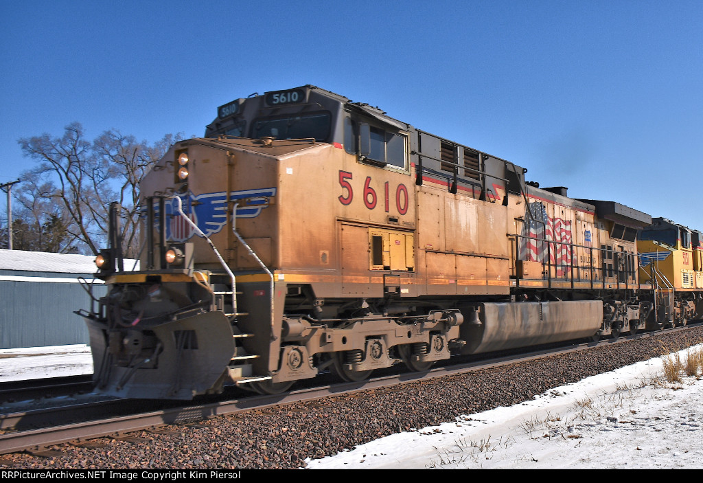 UP 5610